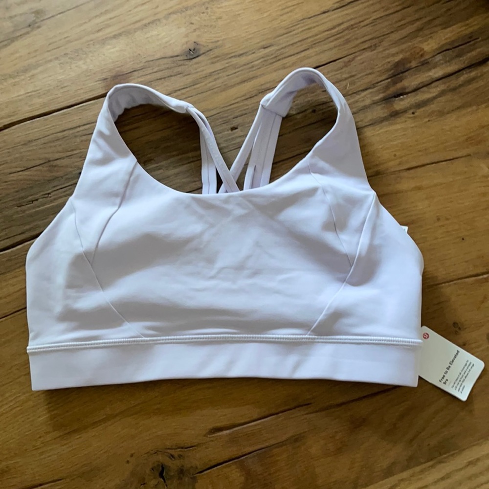 NWT LULULEMON SPORTS BRA